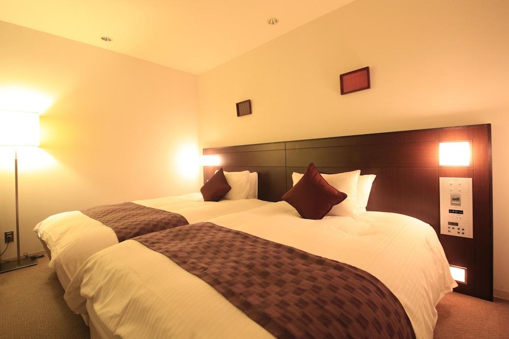 Quintessa Hotel Sasebo Esterno foto