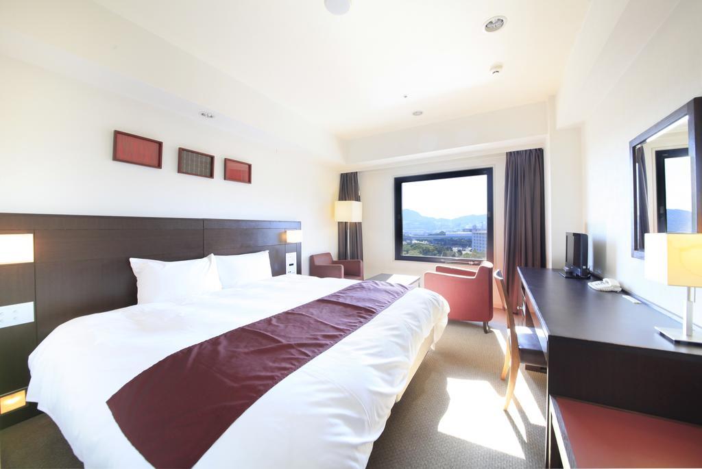Quintessa Hotel Sasebo Esterno foto